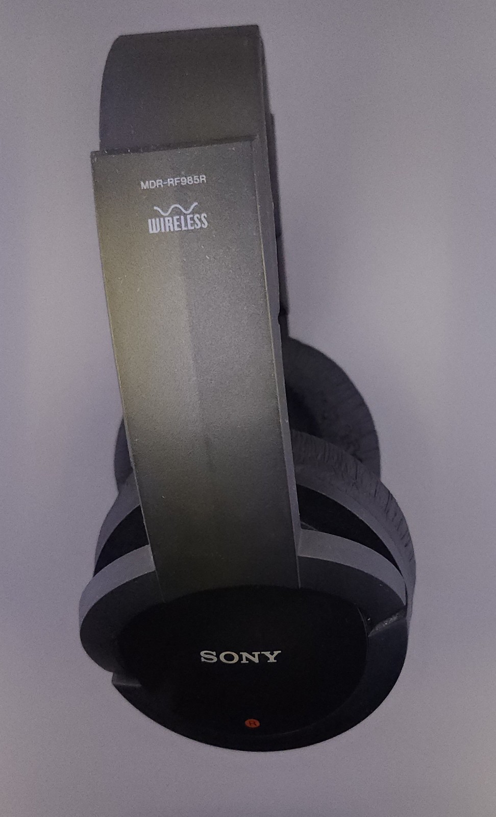 Sony Wireless Over Ear Headphones – Black MDR-RF985RK