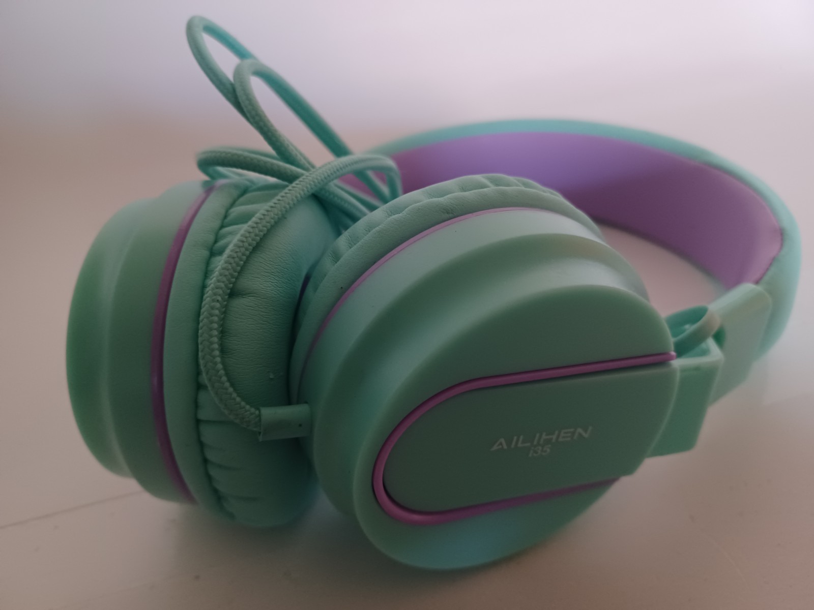 AILIHEN I35 Kid Headphones with Microphone Volume Limited Childrens Girls Boys
