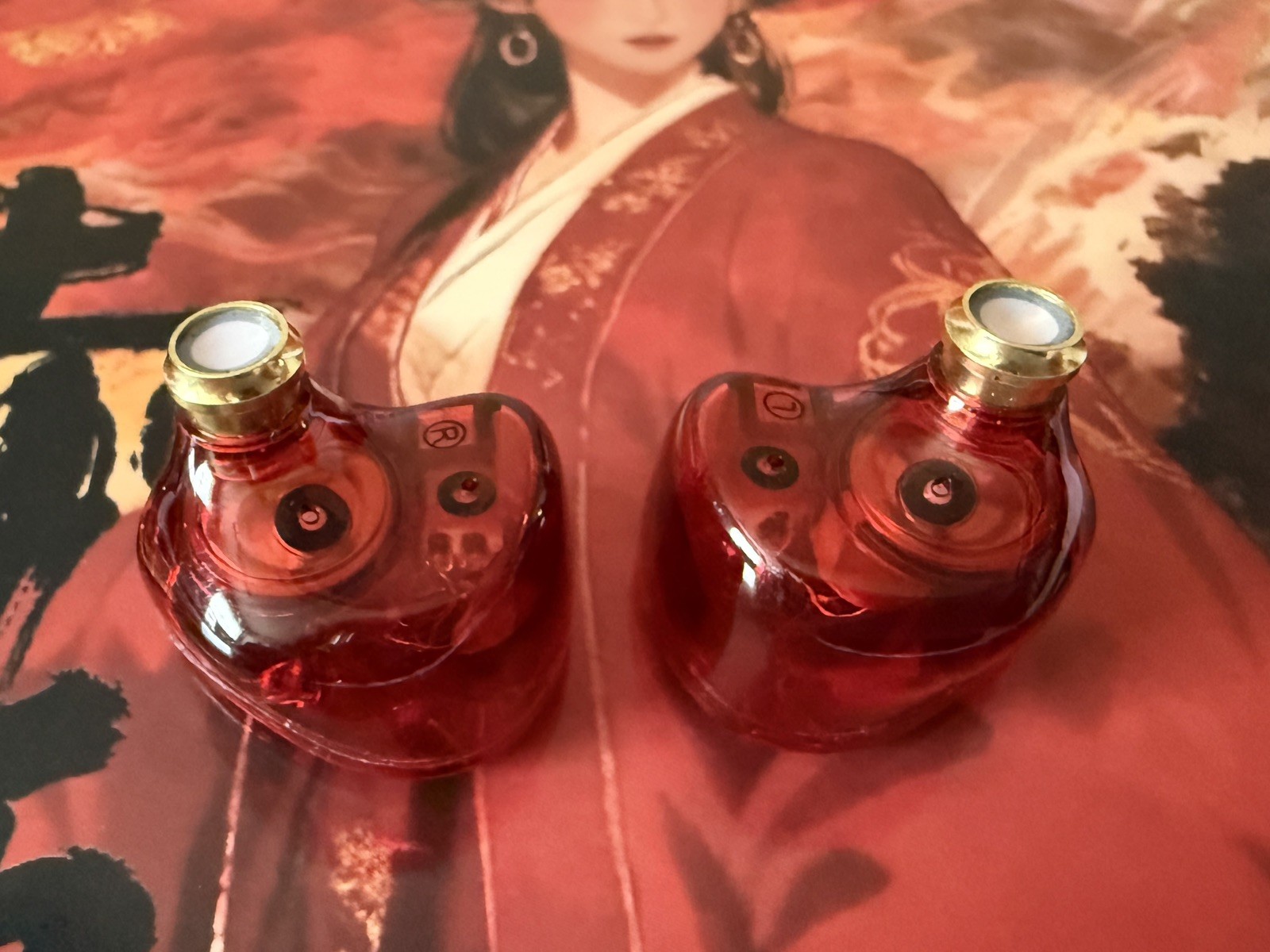 TANGZU WANER SG 2 Red Lion Bass Edition IEM, USB-C version with microphone