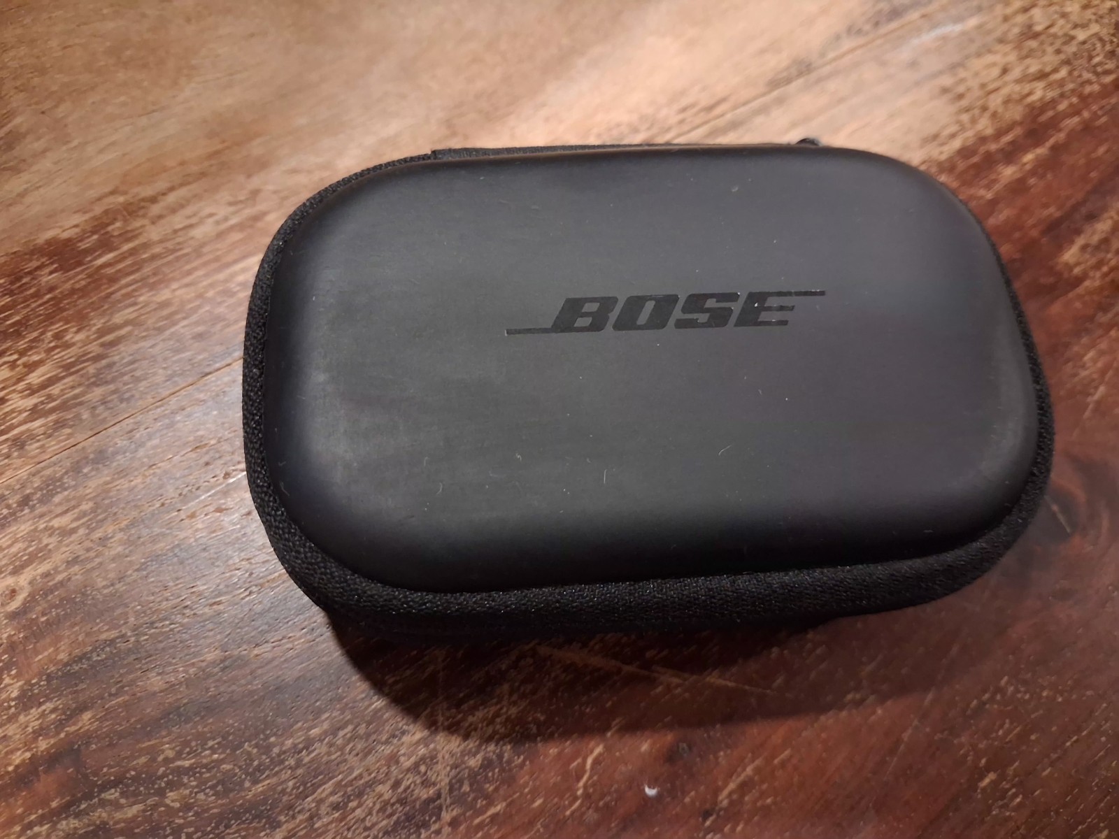 Bose SoundSport Pulse in-ear Headphones +Heart Rate Sensor & OEM Charging Case!
