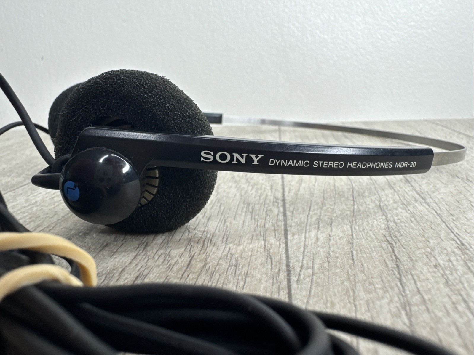 Vintage RARE Sony MDR-20 Dynamic Stereo Headphones Ships FREE!