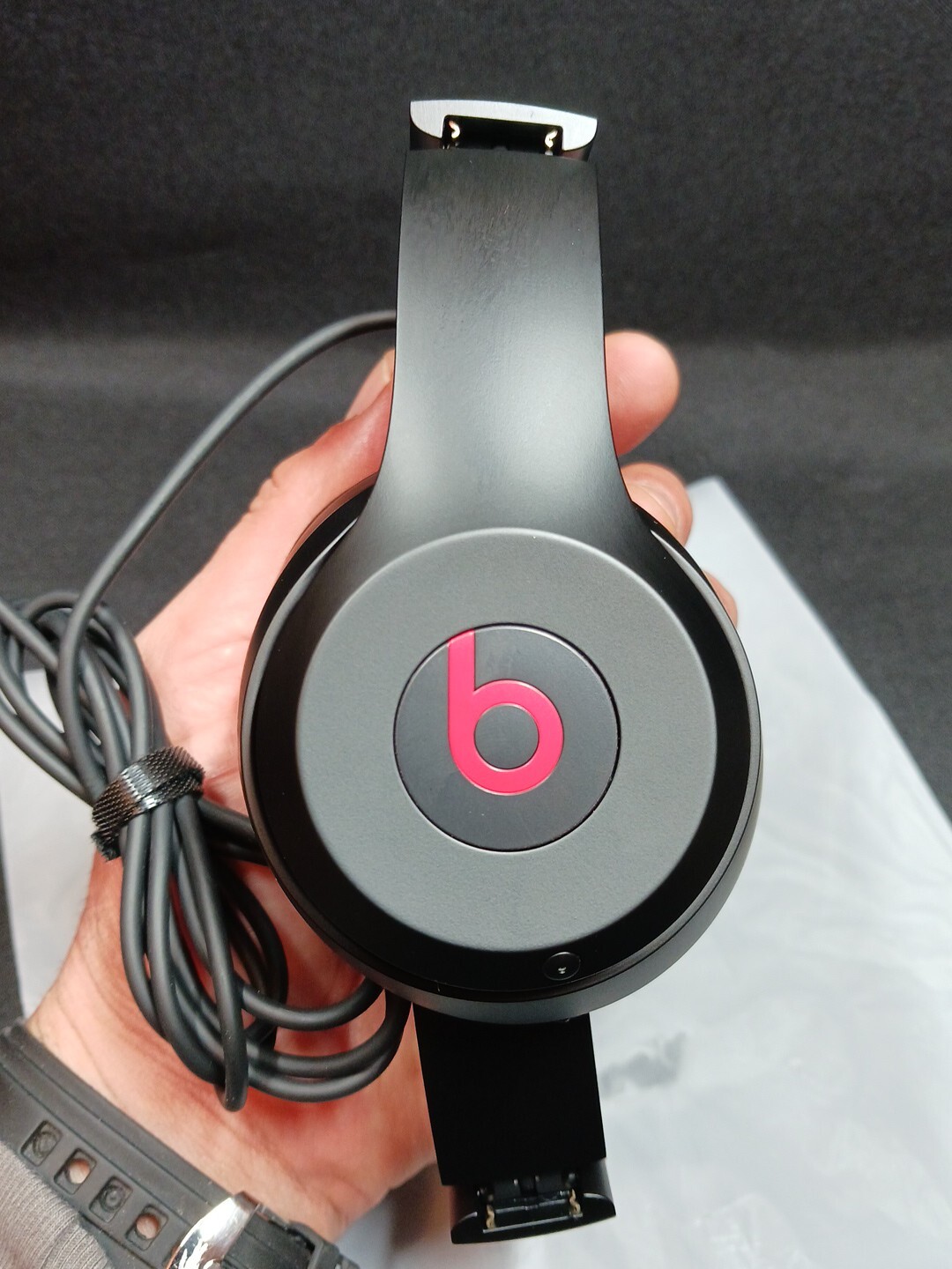 NEW! Beats by Dre Solo3 Wired Headphones Black and Red DEMO VERSION!!! READ!