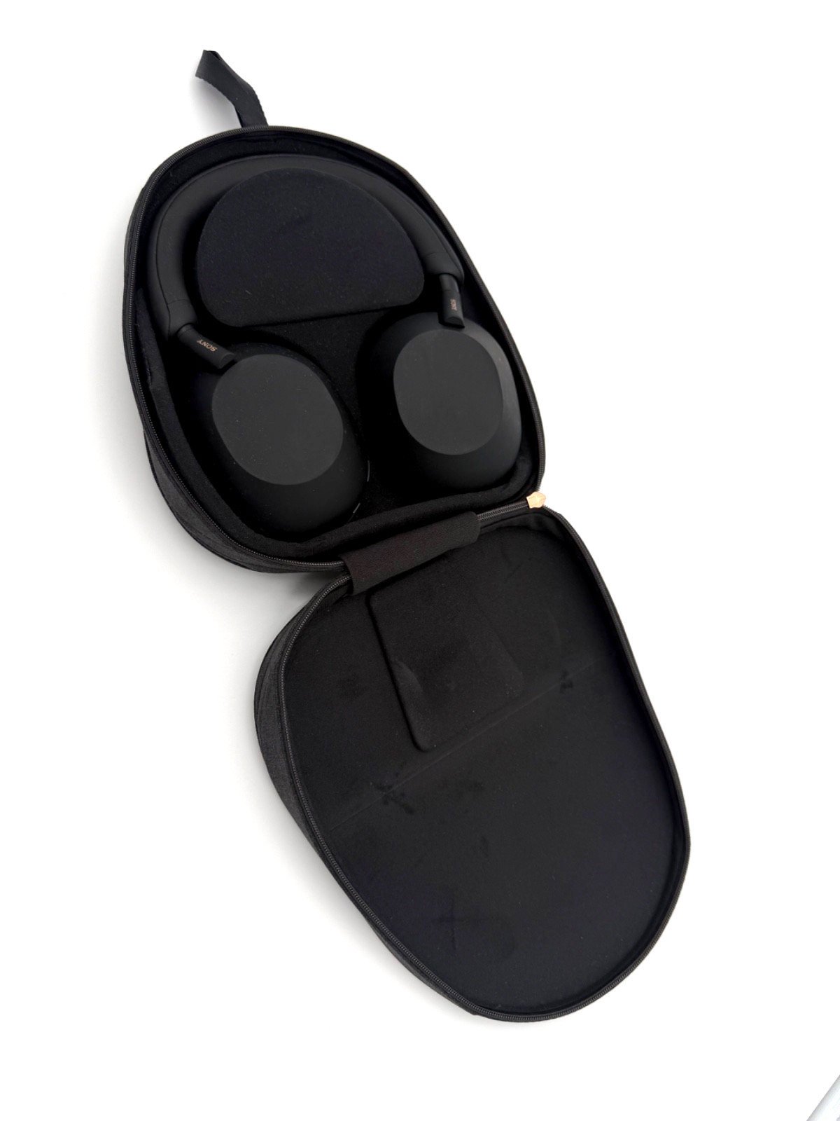 Sony WH-1000XM5 Wireless Noise Canceling Over Ear Headphones w/ CASE – Black