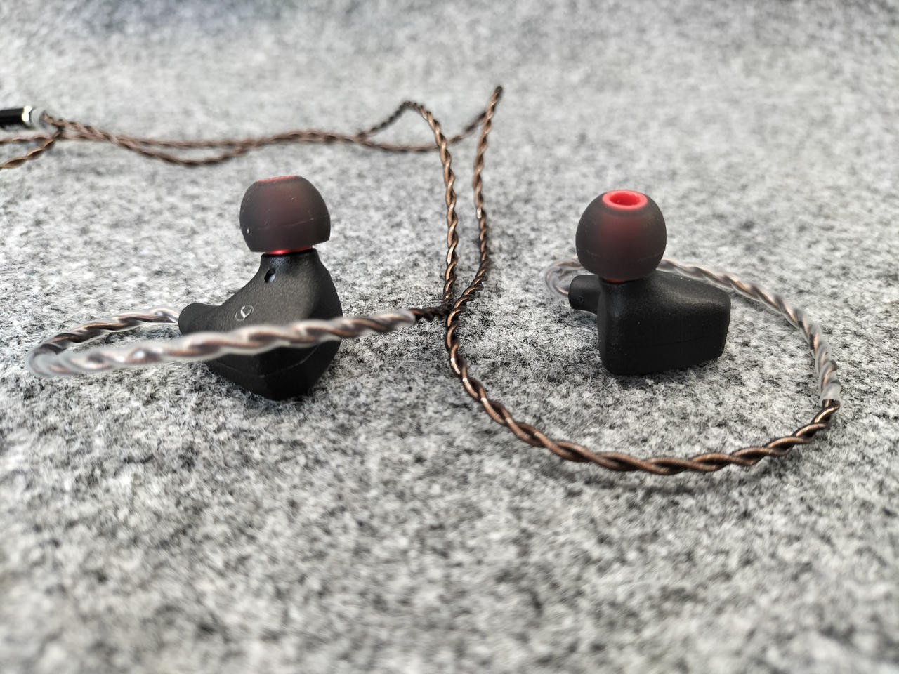 DUNU Titan S 11mm Dynamic Driver IEMs Zinc Alloy – Pre Owned w/ 3Mo Warranty