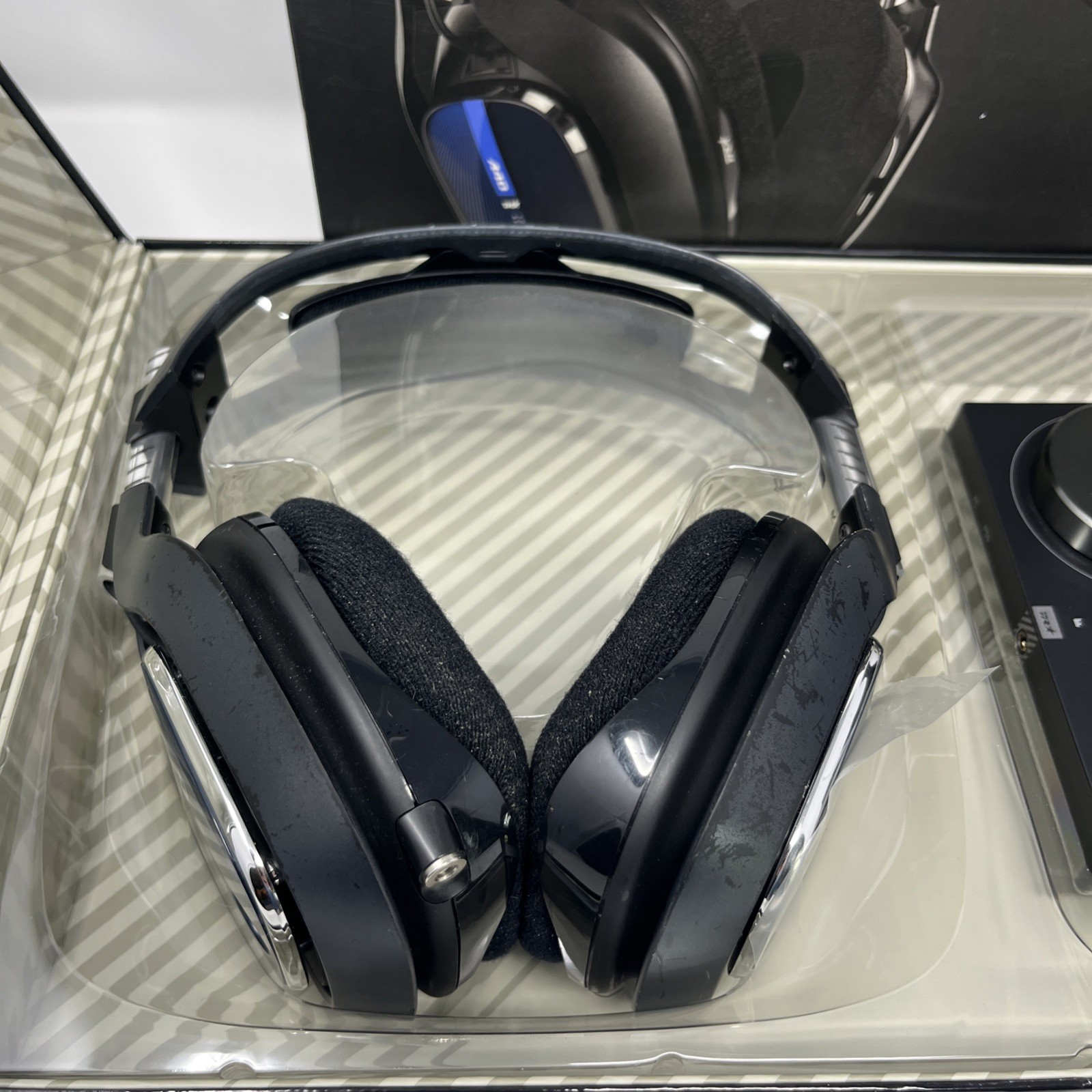 Astro A40 + Mixamp Pro Wired Gaming Headset PS4/PC Black A40T401 Mixamp A00084