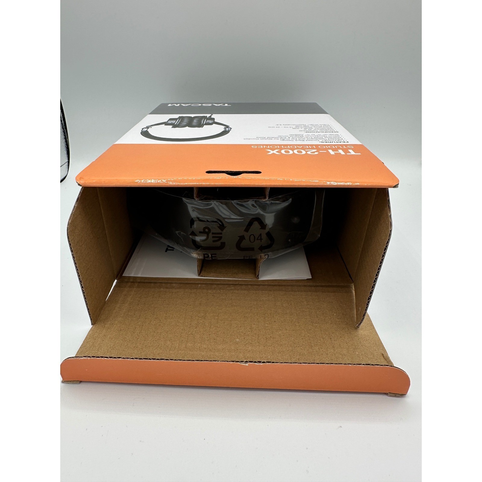 Tascam TH-200X Studio Headphones Unisex OS Black New Closed Back Monitoring