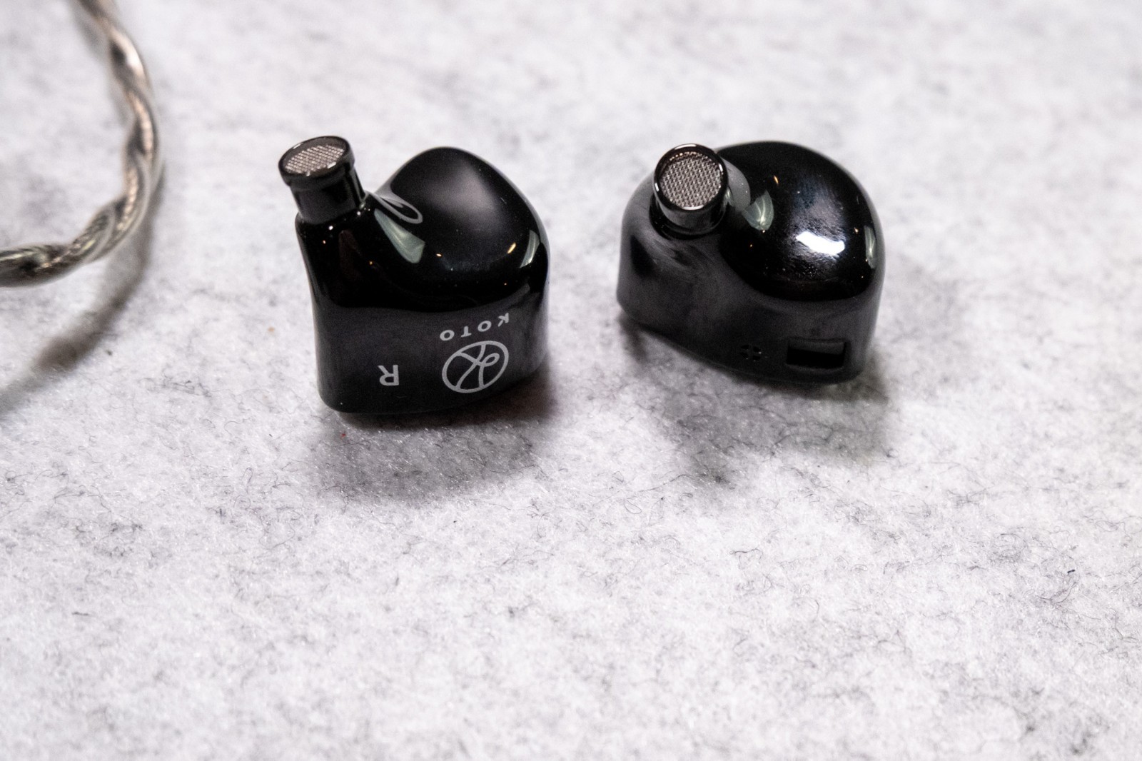 DUNU Koto Ito In-Ear Monitors (IEMs) – Original Box Included
