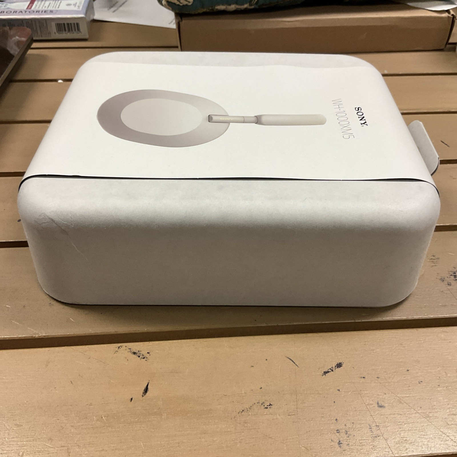 Sony WH-1000XM5 (Silver) Noise Cancelling Headphones – Brand New (Sealed)