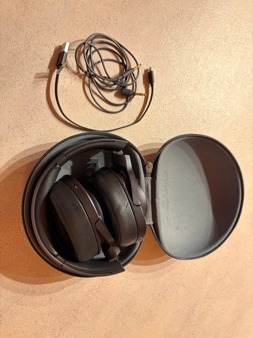 Sony Wireless Noise Cancelling Headphones H.Ear On MDR-100ABN – Black