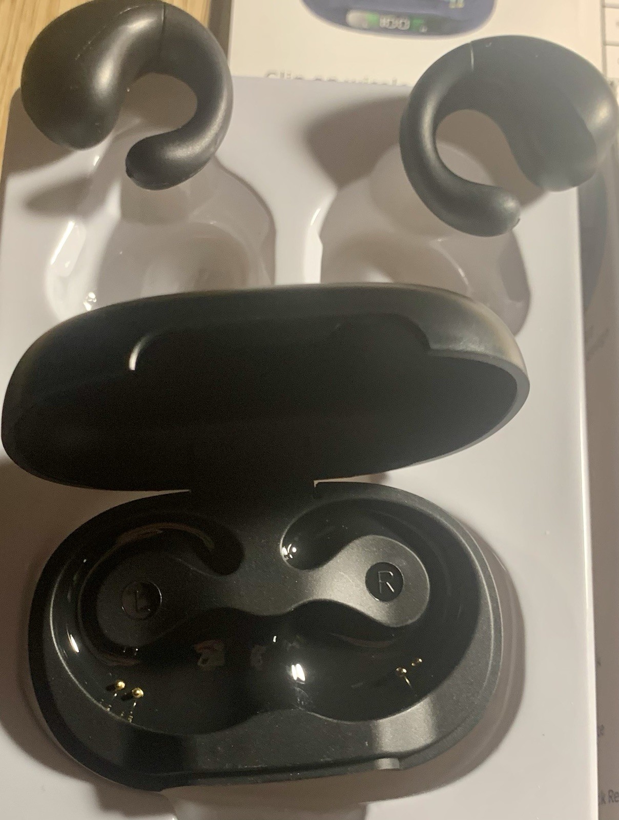 YYK-Q92 Clip On / Open Listening Wireless Headset