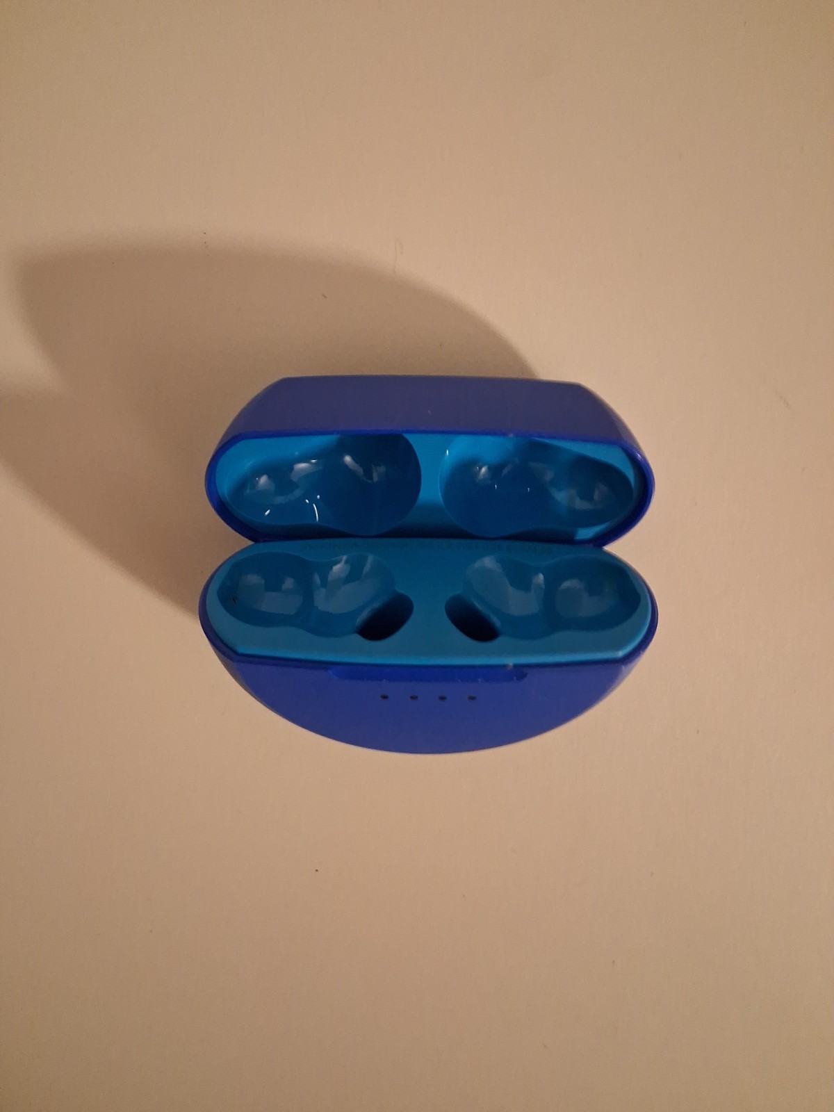 Belkin SoundForm Nano 2 Bluetooth Kids Earbuds – Volume Limited, Sports – Blue