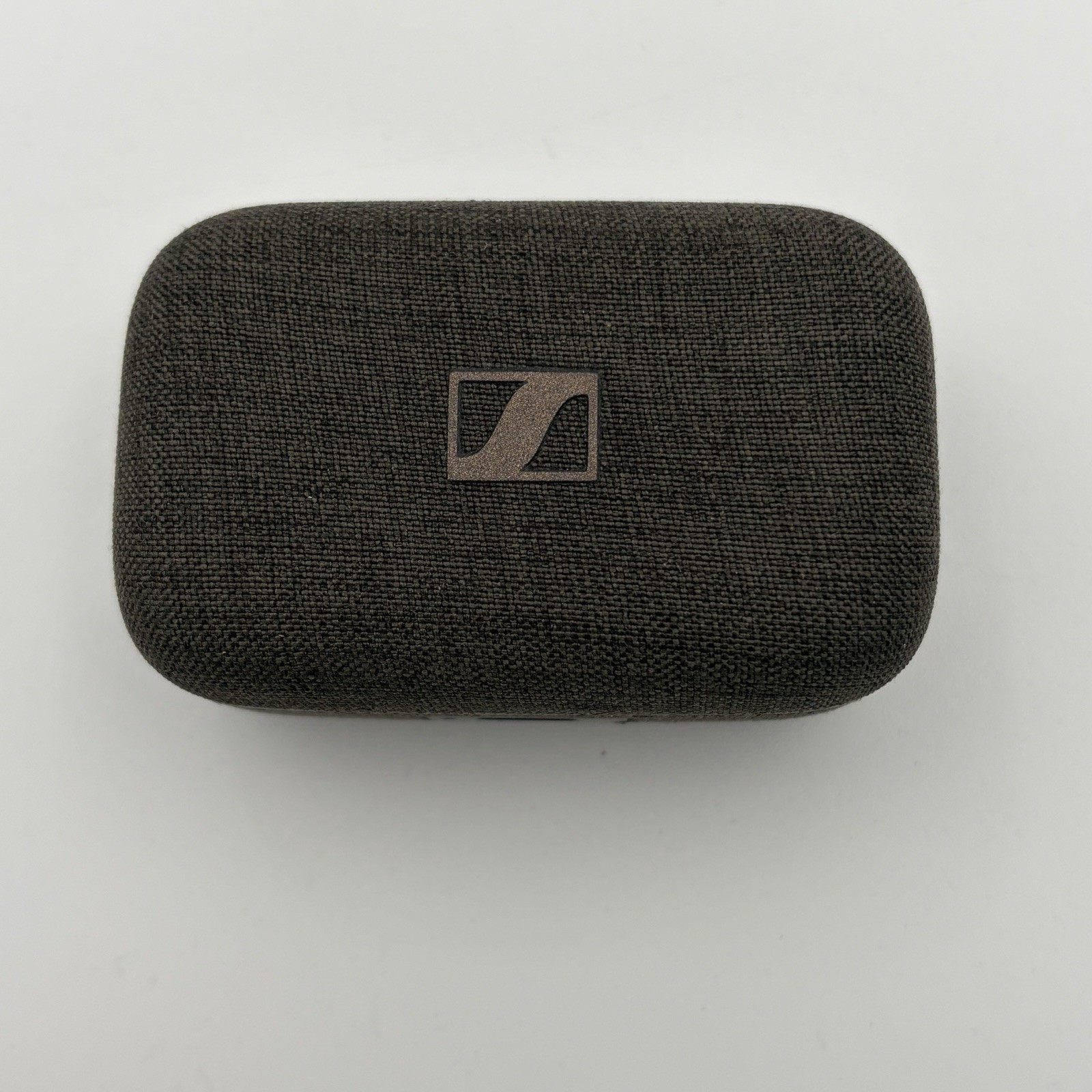 SENNHEISER MTW4C MOMENTUM TRUE WIRELESS 4 CHARING CASE