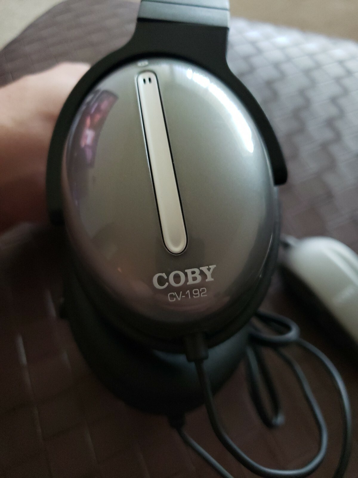 Coby CV-192 Electronic Noise Canceling Headphones Black Padded Ear Cups Works