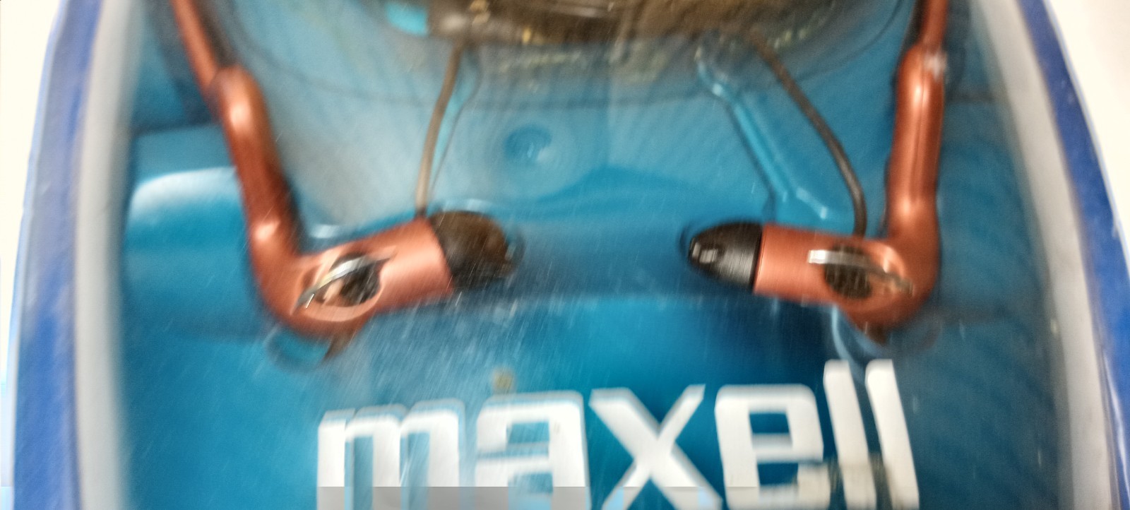 MAXELL HB-350F FOLDABLE STEREO HEAD BUDS WITH VOLUME CONTROL..PLS READ