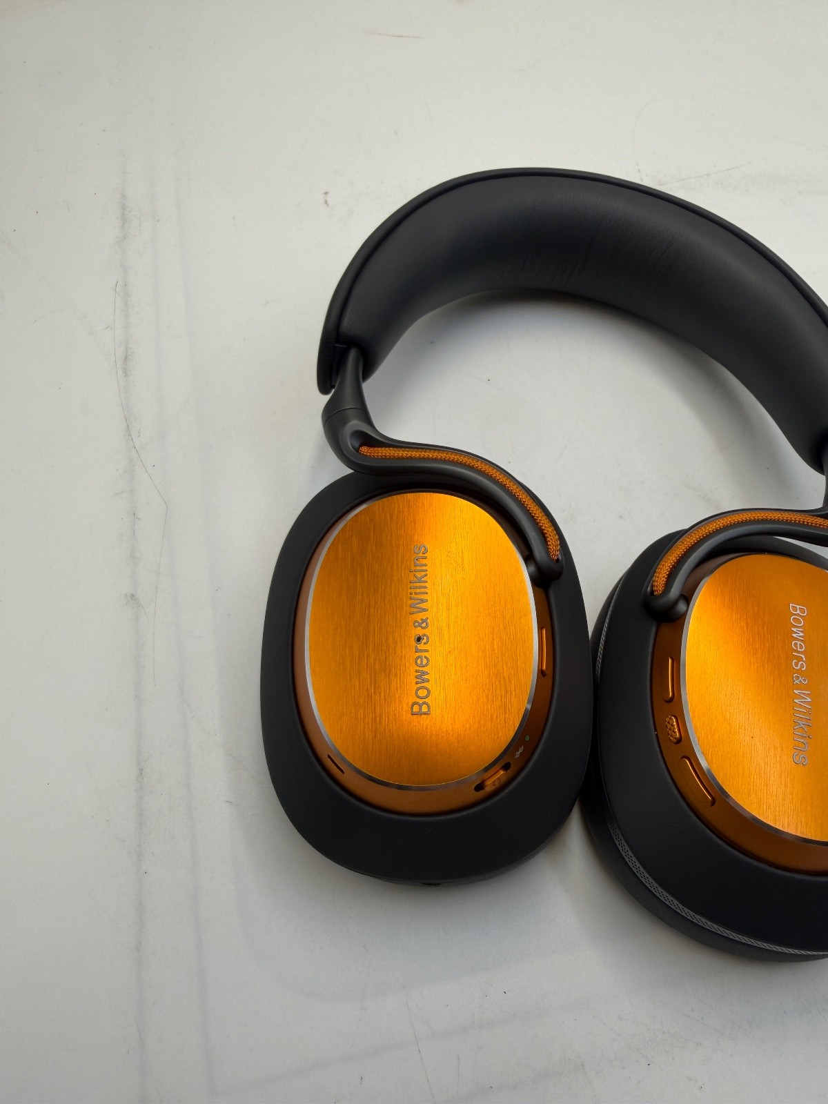 Bowers & Wilkins Px8 S2 McLaren Edition Wireless Noise Cancelling TESTED WORKING