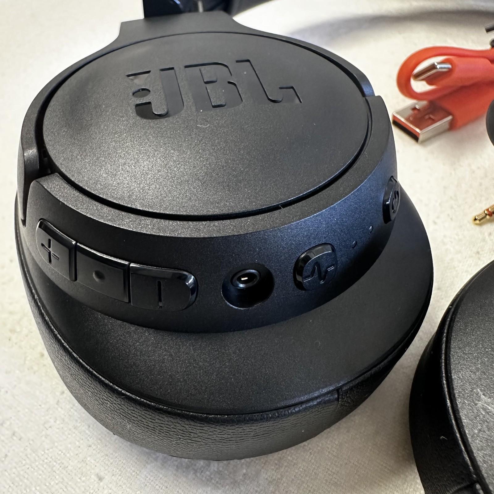 JBL 760NC (Over The Ear) Noise free Fast Pair Headphones – Black Open-box