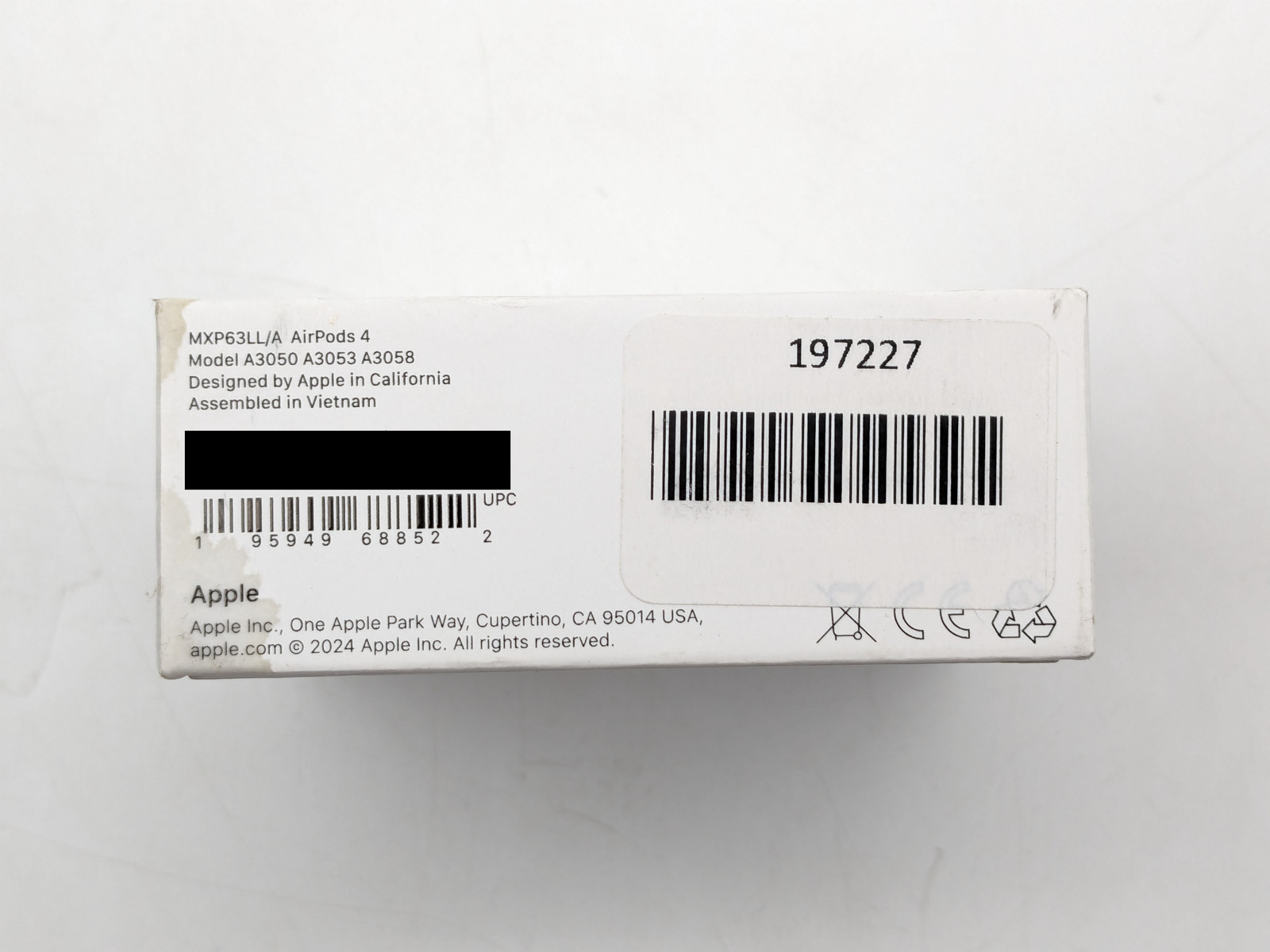 Apple AirPods 4 MXP63LL/A Earbuds w/ Charging Case | White | A3050 A3053 A3058