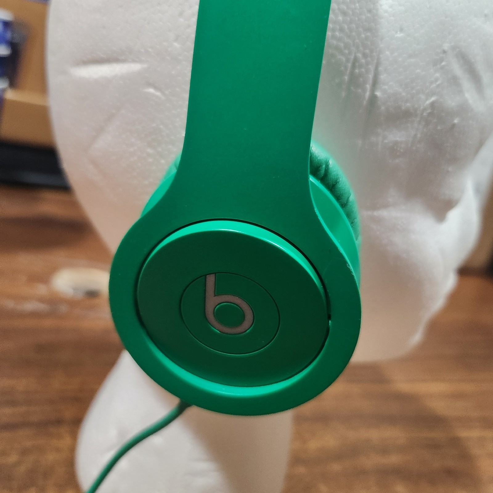 Beats by Dr. Dre Solo HD On-Ear Headphones – Drenched in Green Corded