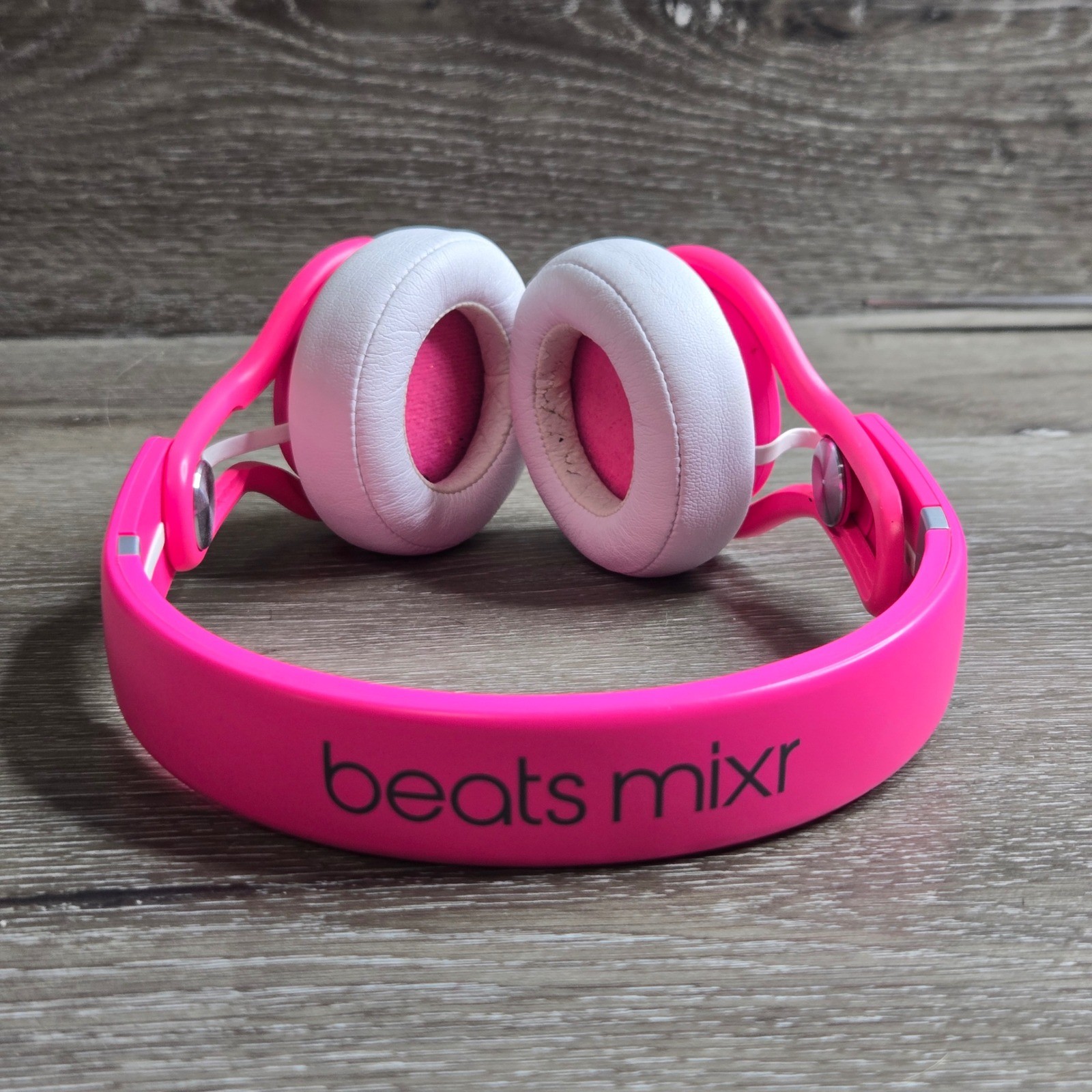 Beats Mixr Wired On-Ear Headphones Neon Pink David Guetta Edition Tested