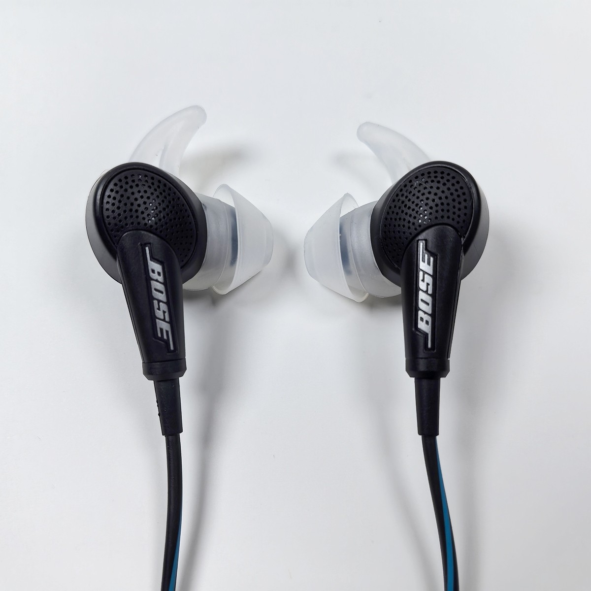 Bose QuietComfort 20 Headphones Noise Cancelling QC20 Earbuds for IOS Black