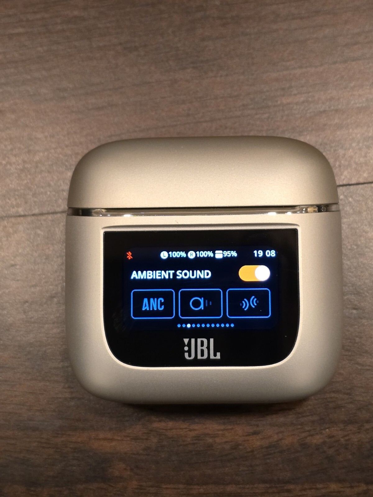 JBL TOUR Pro 2 True Wireless Earbuds – Champagne (JBTOURPRO2CPGAM)