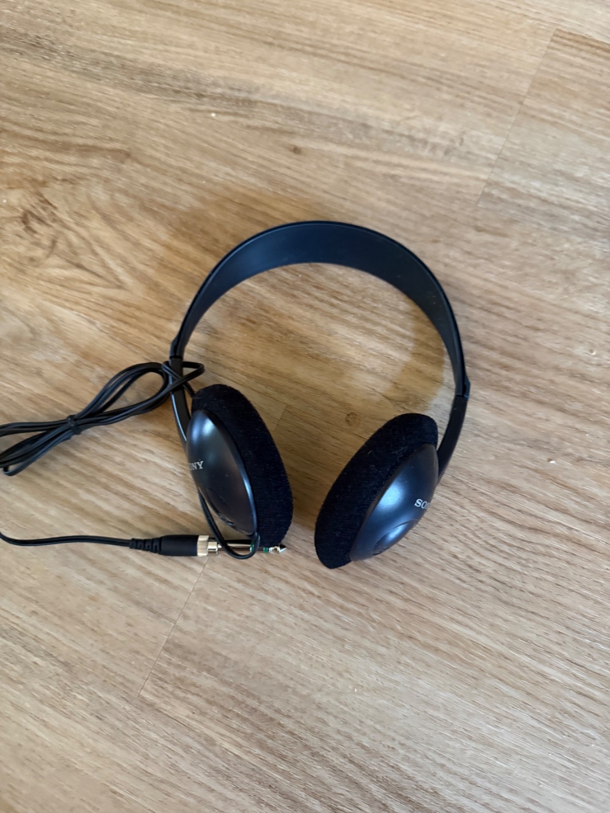 Vintage Sony MDR-201 On Ear Stereo Light Wired Headphones Foam Pads 1/4″ Adapter