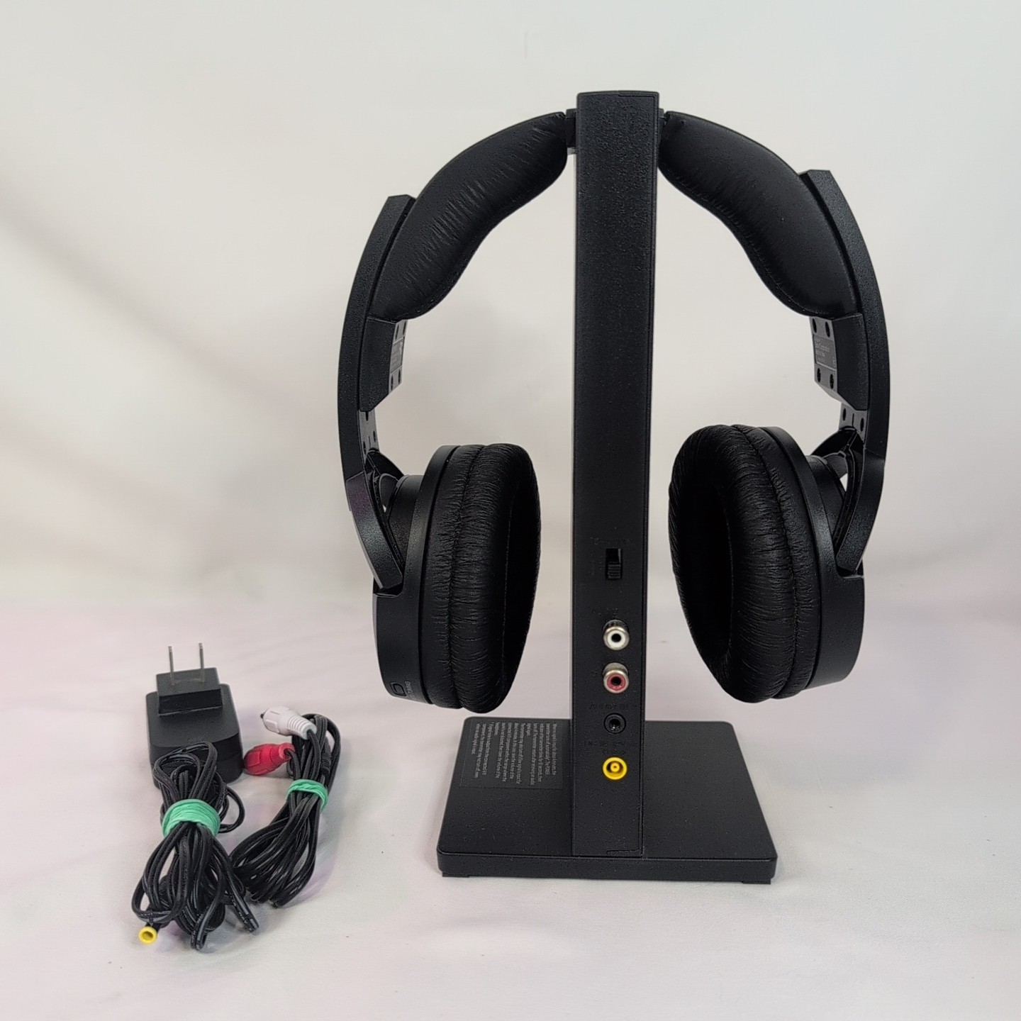 Sony MDR-RF985RK Over Ear Headphones – Black