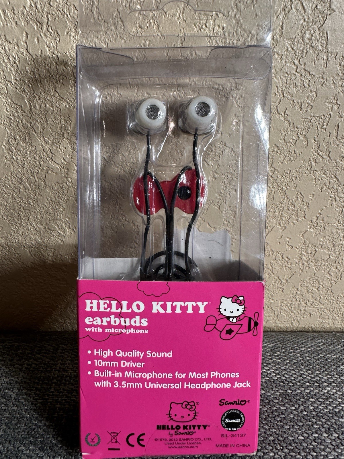 Hello Kitty By Sanrio Jeweled Earbuds NEW