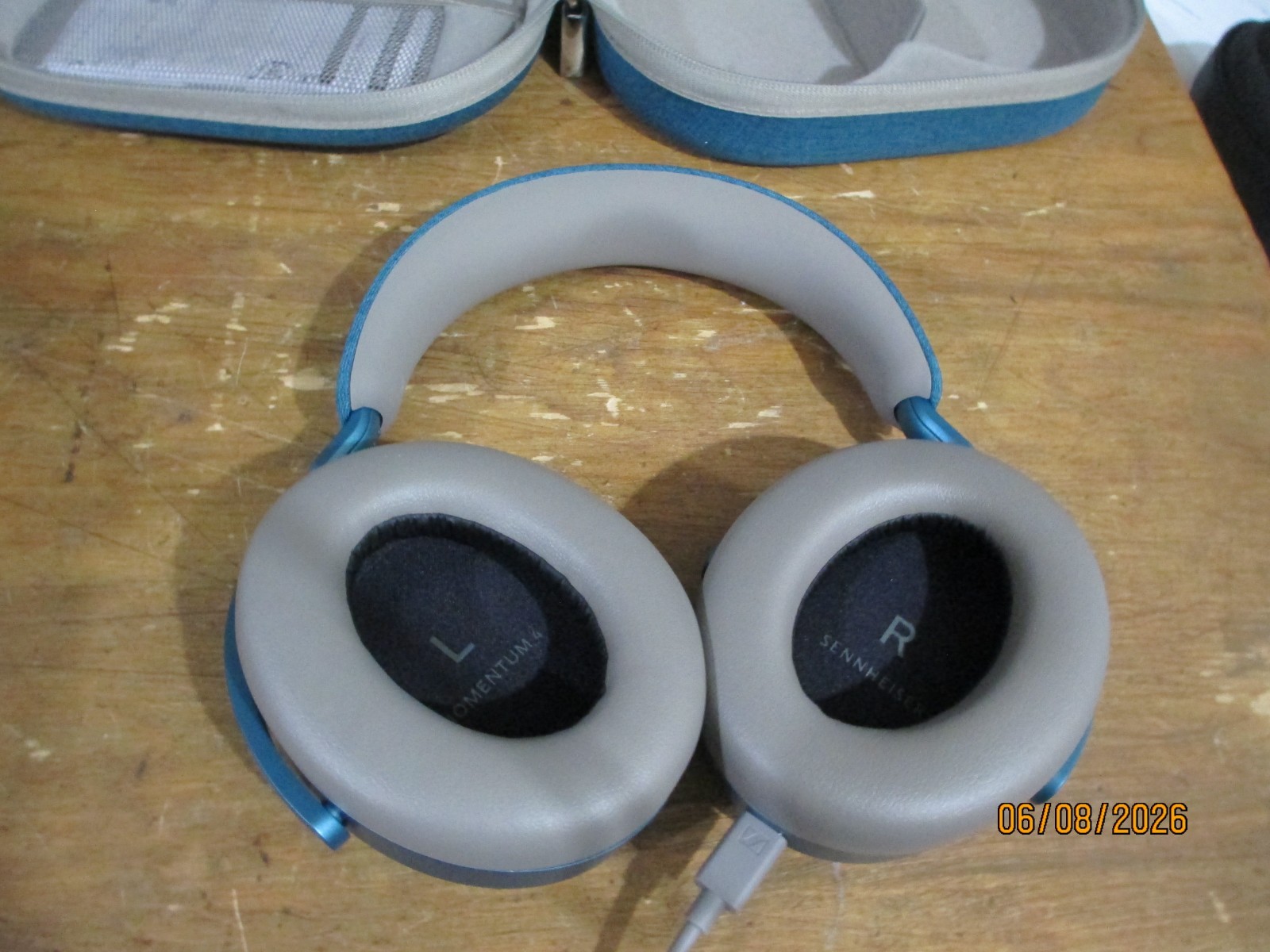 Sennheiser Momentum 4 Wireless Headphones Bluetooth Headset Noise Canceling TEAL