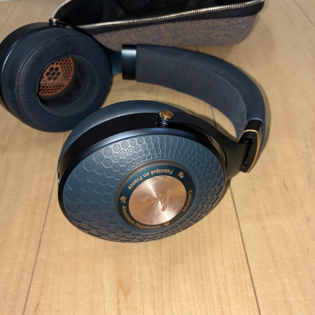 Focal Celestee Closed Back Hi-Fi Over-Ear Headphones 40mm 35 Ohm France