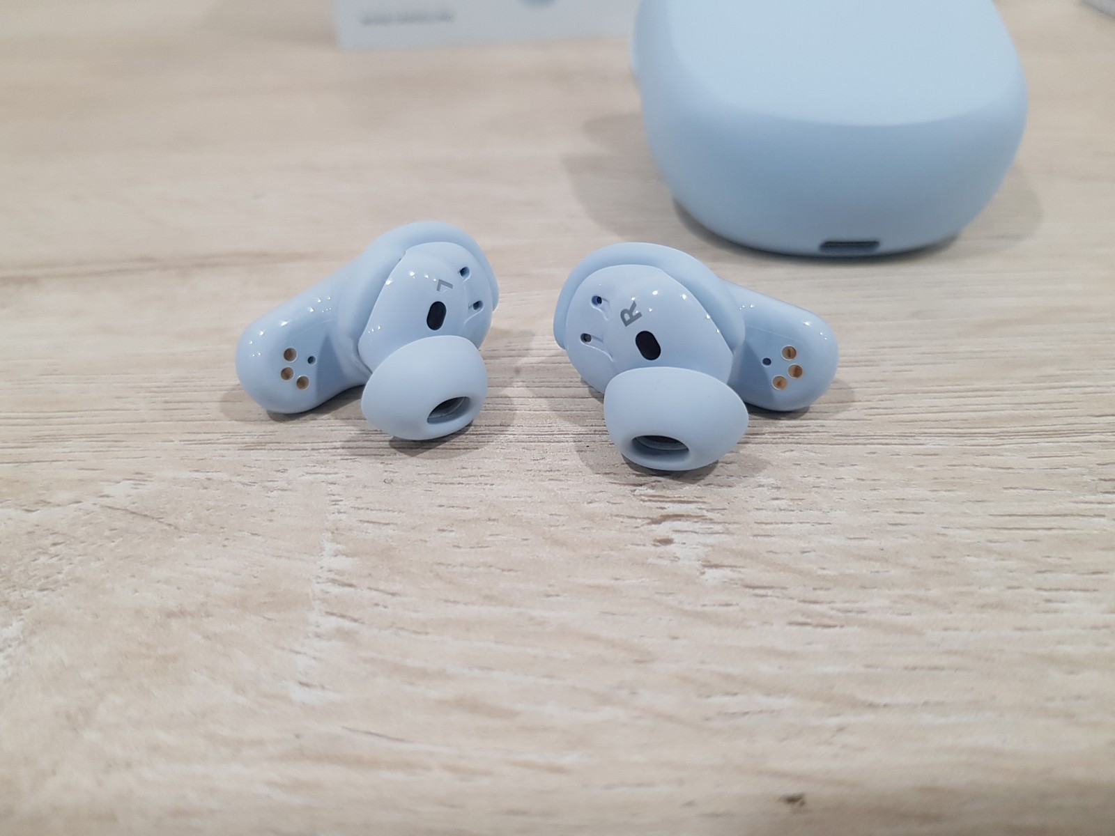 Bose QuietComfort Ultra Wireless Noise Cancelling In-Ear Earbuds Moonstone Blue