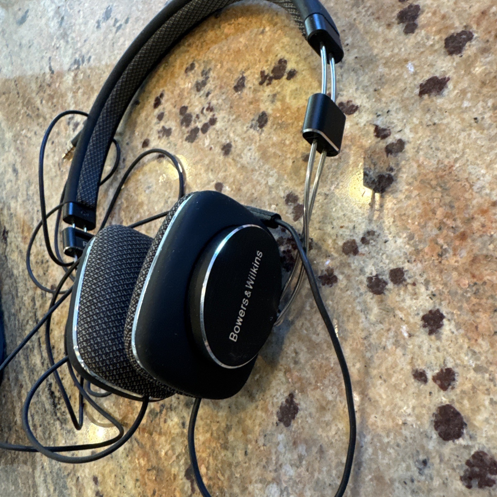 Bowers & Wilkins Headphones On-Ear Black Foldable