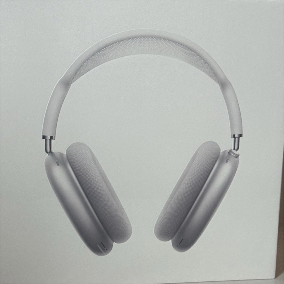 Apple AirPods Max Wireless Bluetooth w/ Smart Case White/Silver