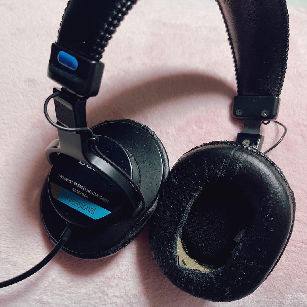 Sony MDR-7506 Professional Studio Monitor Headphones Tested Japan