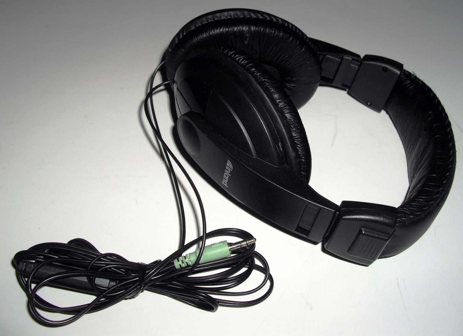 Inland Dynamic Stereo Headphones Black Unknown Model Tested Working