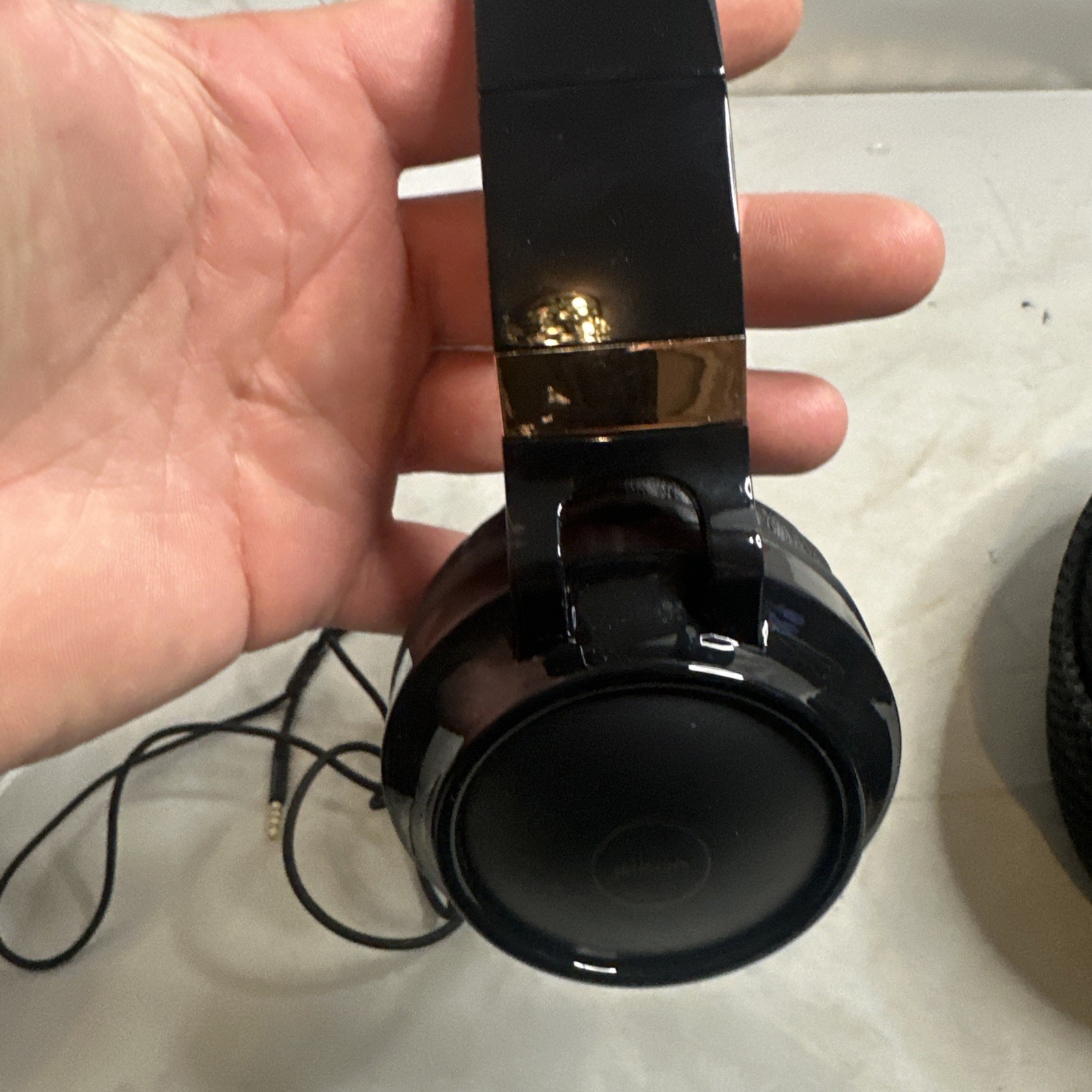 Picun C60 Wired On-Ear Headphones with Mic & Volume Control Noise Isolating