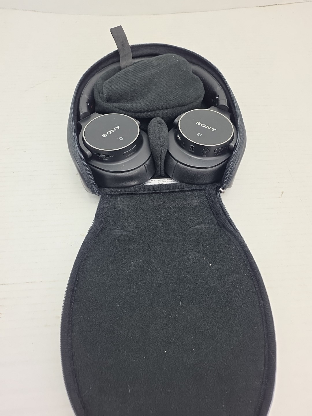 Sony MDR-10RNC WireLess Noise Canceling Blue Tooth Headphones Tested