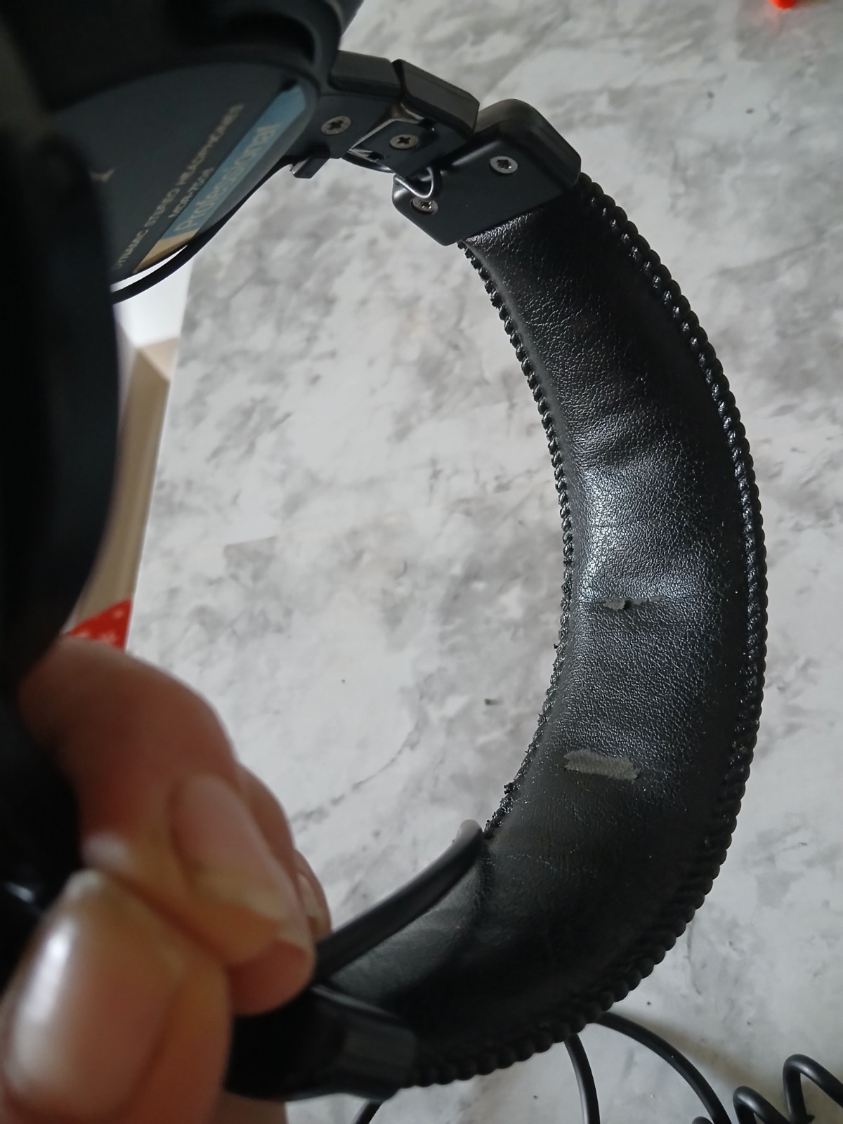 SONY Professional Studio Headphones Monitors: MDR-7506 – Tested -& Work.