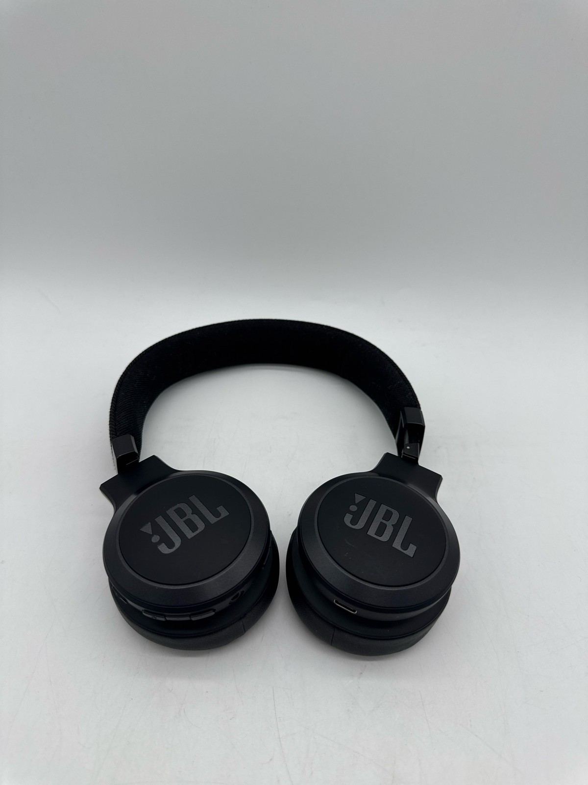 JBL Live 675NC Wireless On-Ear Headphones Noise Cancelling BT 5.3 Black (4)
