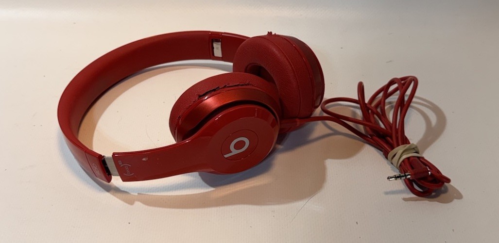 Beats by Dr Dre Solo 2 Wired – Headphones – Product Red