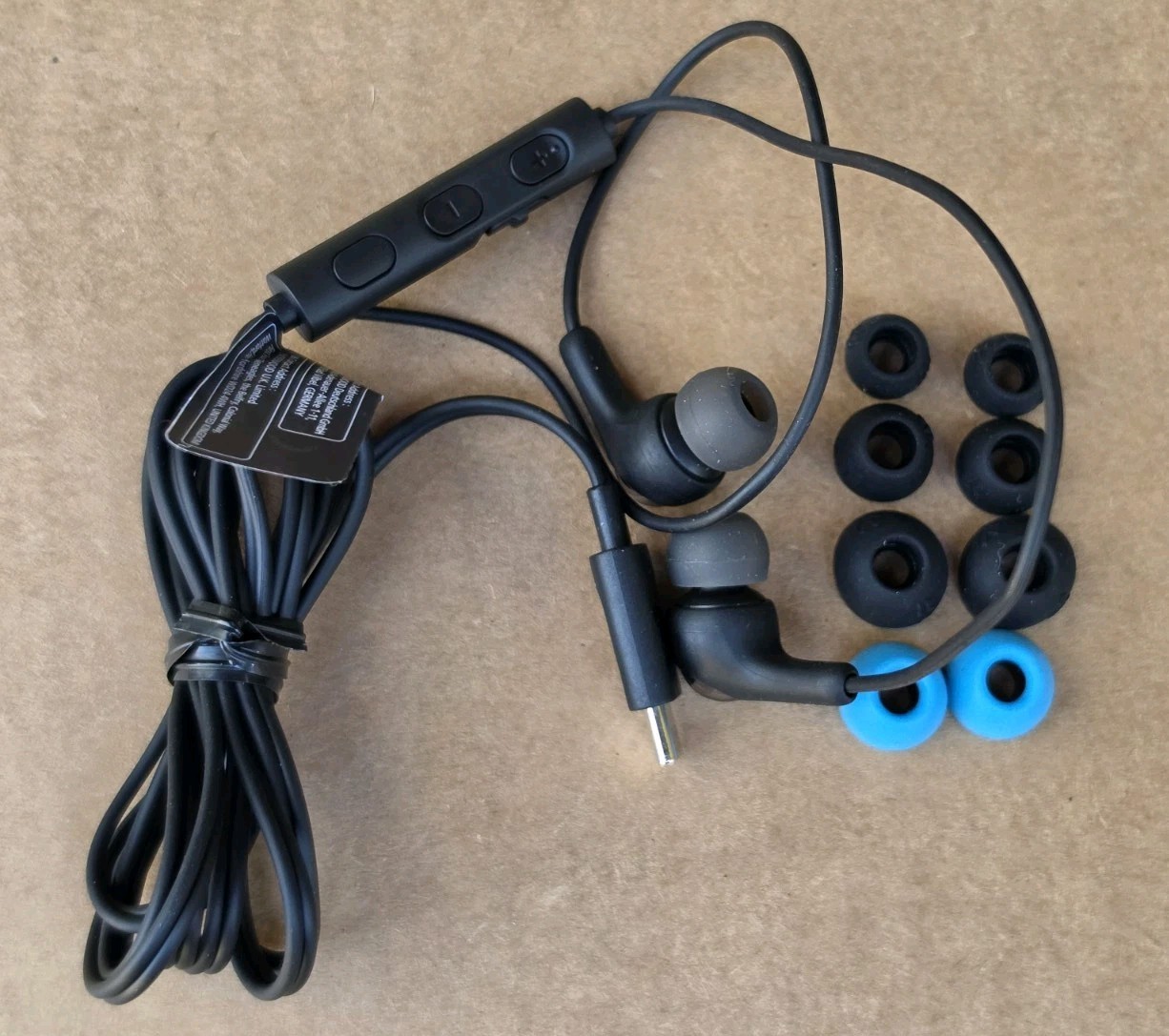 3x GUMY HA-FR9UC-B Wired In-Ear Headphones with Mic USB Type-C Black