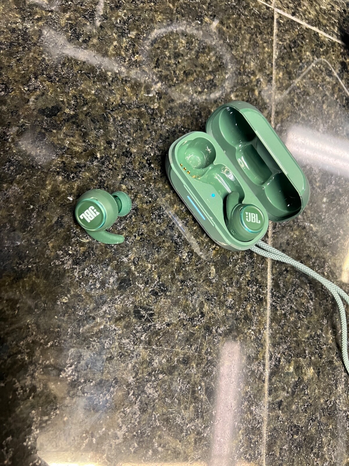 JBL Reflect Mini NC True Wireless Headphones -GREEN-RIGHT SIDE-PARTS & REPAIR-1