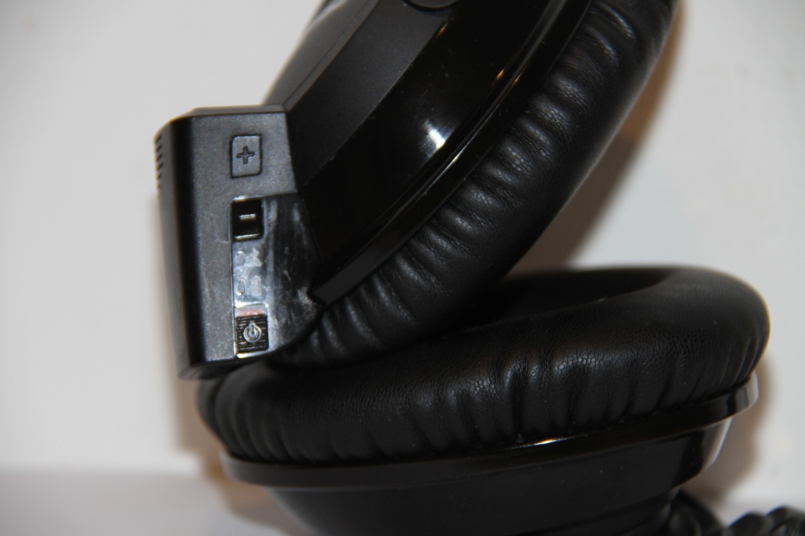 BOSE AE 2 Bluetooth Wireless Headphones