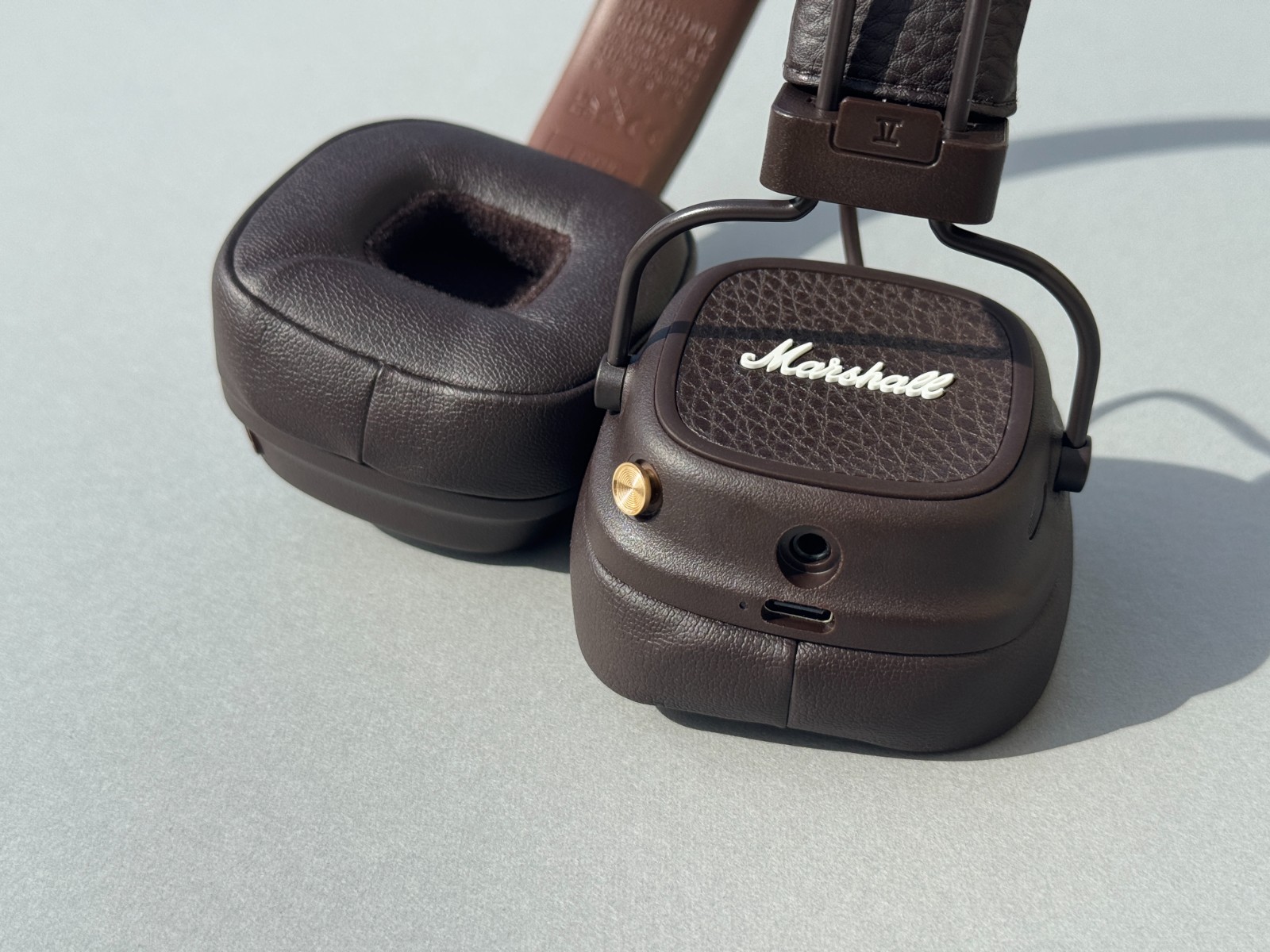 Marshall Major V Wireless On-Ear Bluetooth Headphones – Brown #OB
