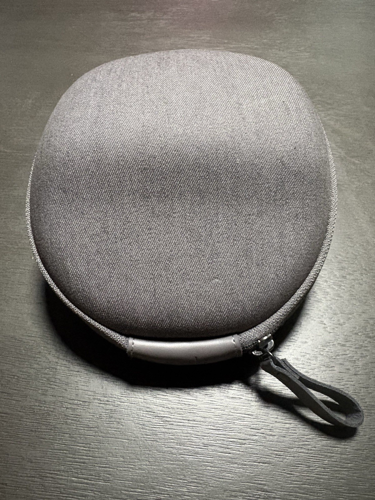Moshi Avanti Headphones – Premium Leather & Aluminum Tested And Working. Amazing