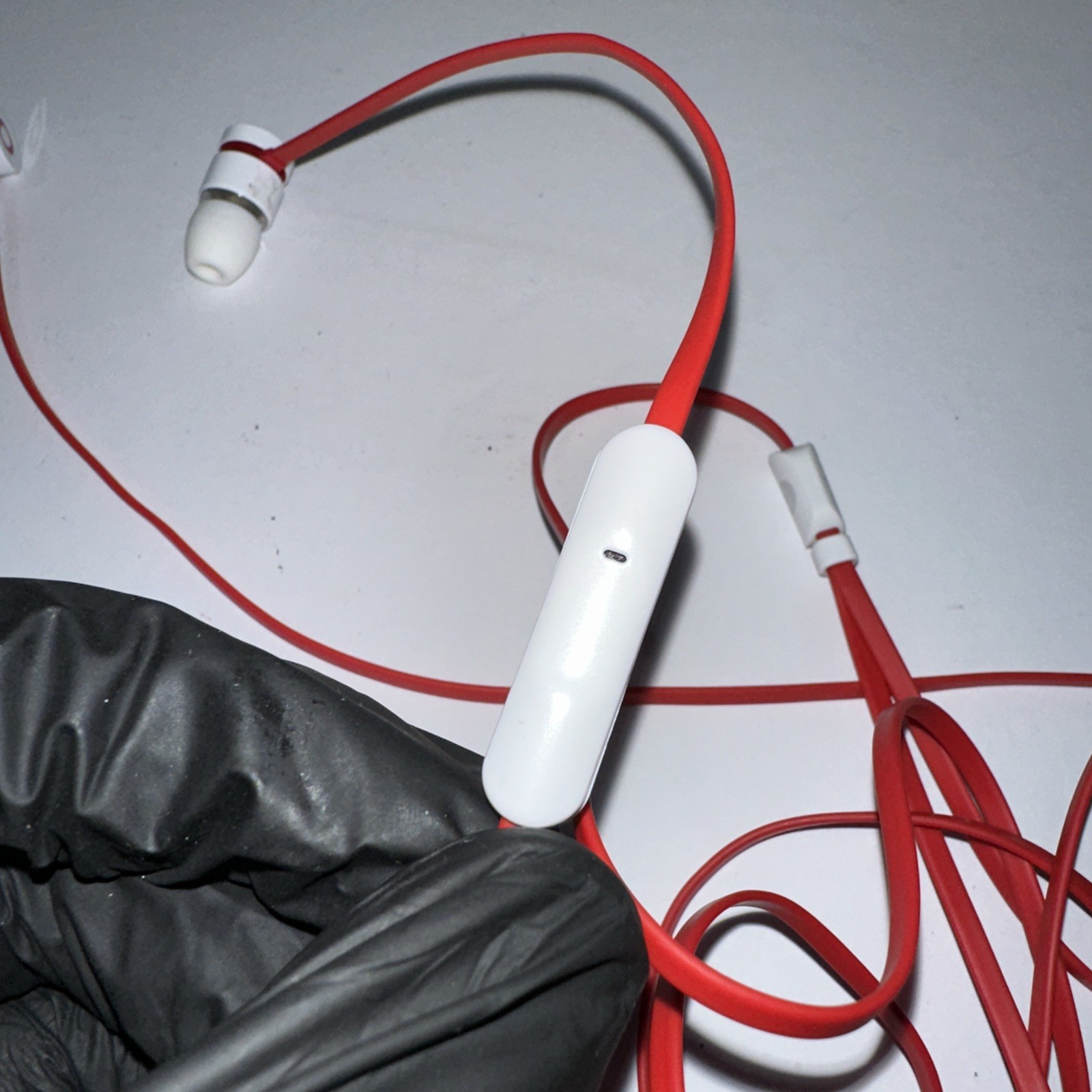 Beats by Dr. Dre urBeats In-Ear Headphones – Red/White✅️