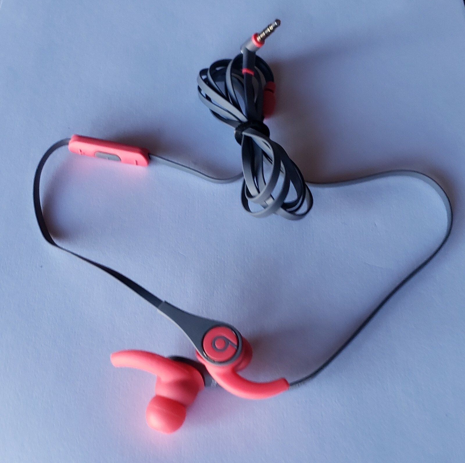 OEM SIREN RED Dre Beats Tour2 In-Ear Headphones with AUDIO ISSUE – Read Details