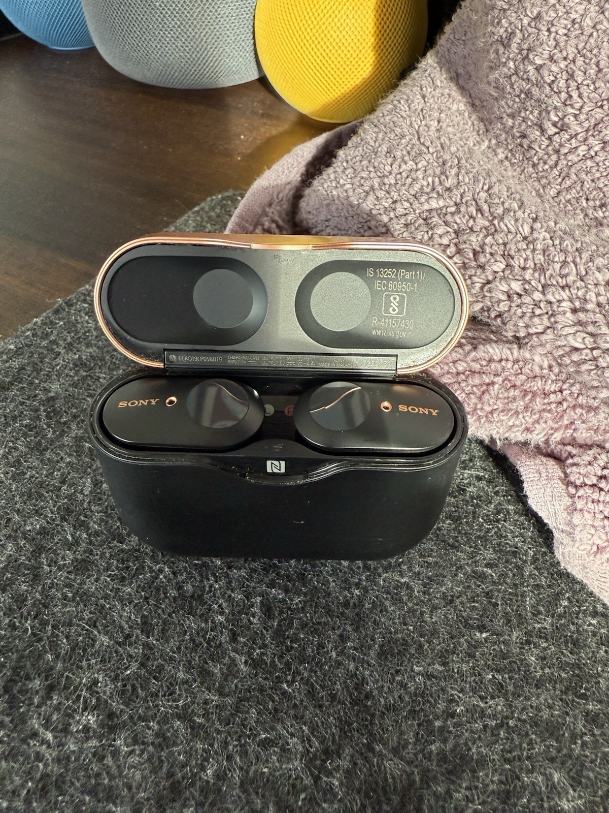 Sony WF-1000XM3 Wireless Bluetooth Earbuds Low Use Great Condition