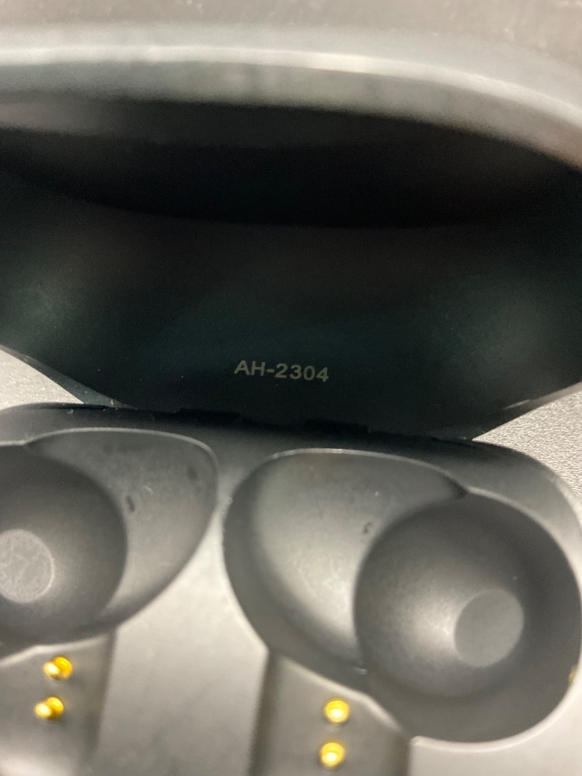 Skullcandy AH‑2304 Wireless Earbuds – Great Sound, Fast Charging, Compact Case