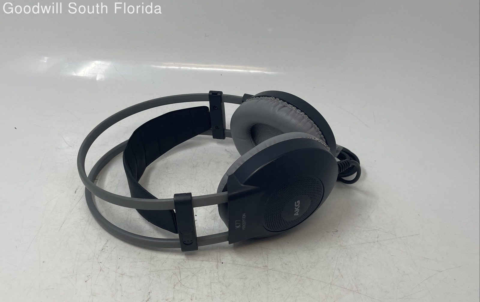 AKG K77 Perception Black Gray Wired Over The Ear Studio & Musician Headphones